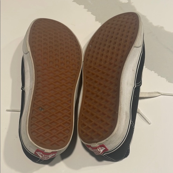 Unisex Vans Black Canvas Sneakers - Picture 5 of 7